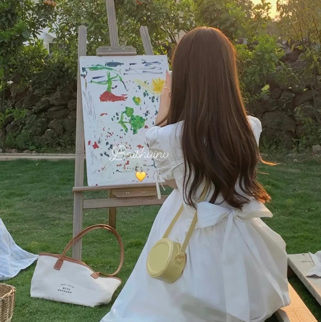 我如明月卿不知